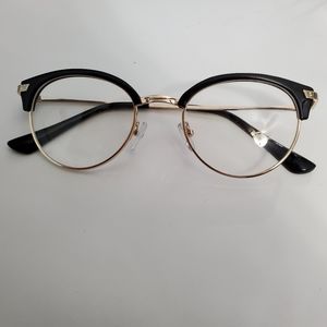 Fashion glasses
